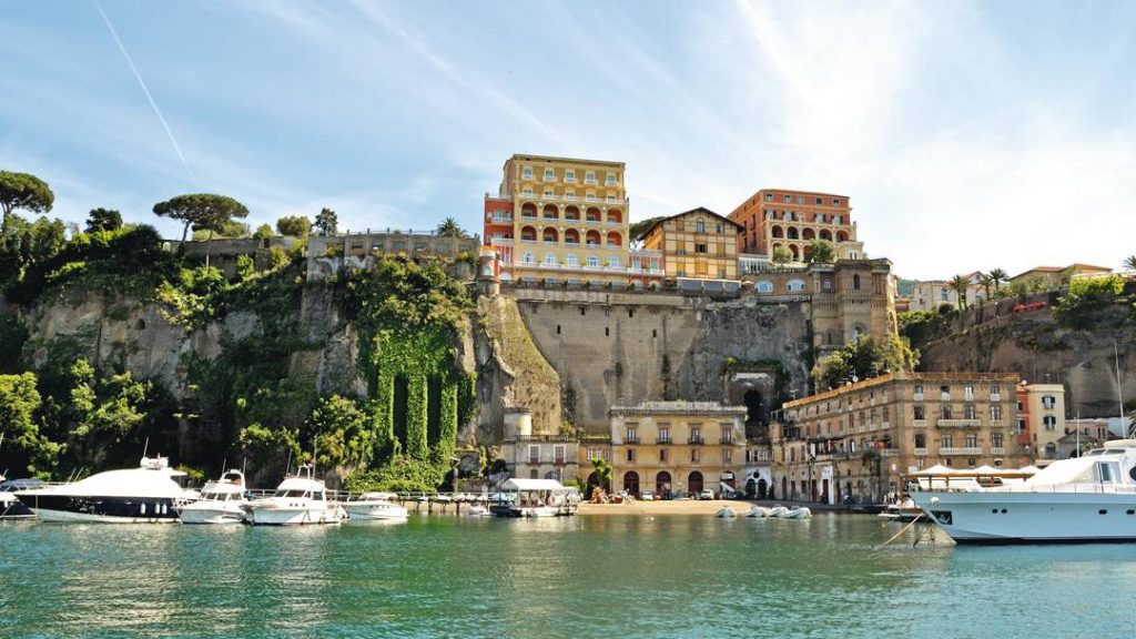 Romance of Neapolitan Riviera