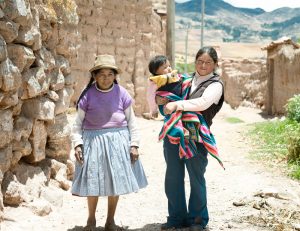 Three-generations-of-native-Peruvian-women