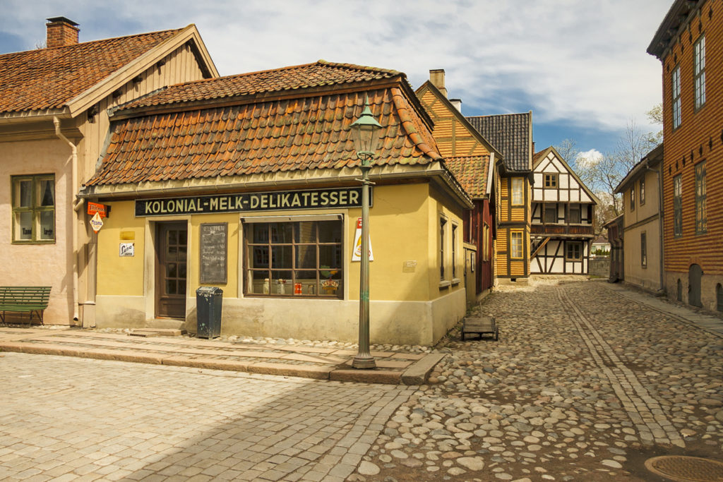 The cobbled streets and the antique houses in the old city on Bygdoy island