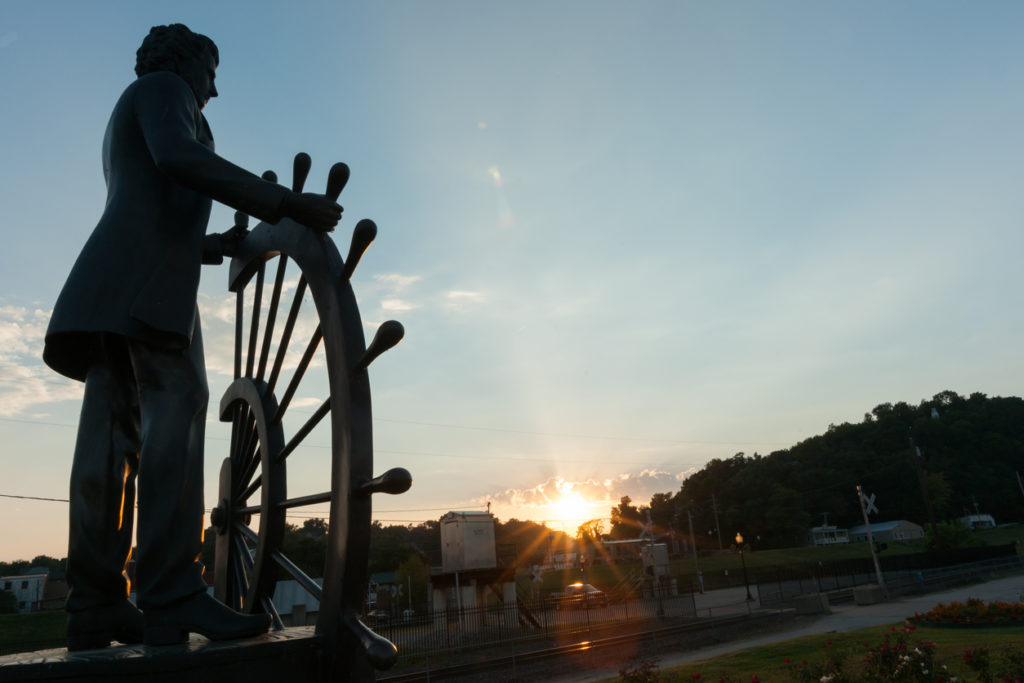 Hannibal and Mark Twain Statue