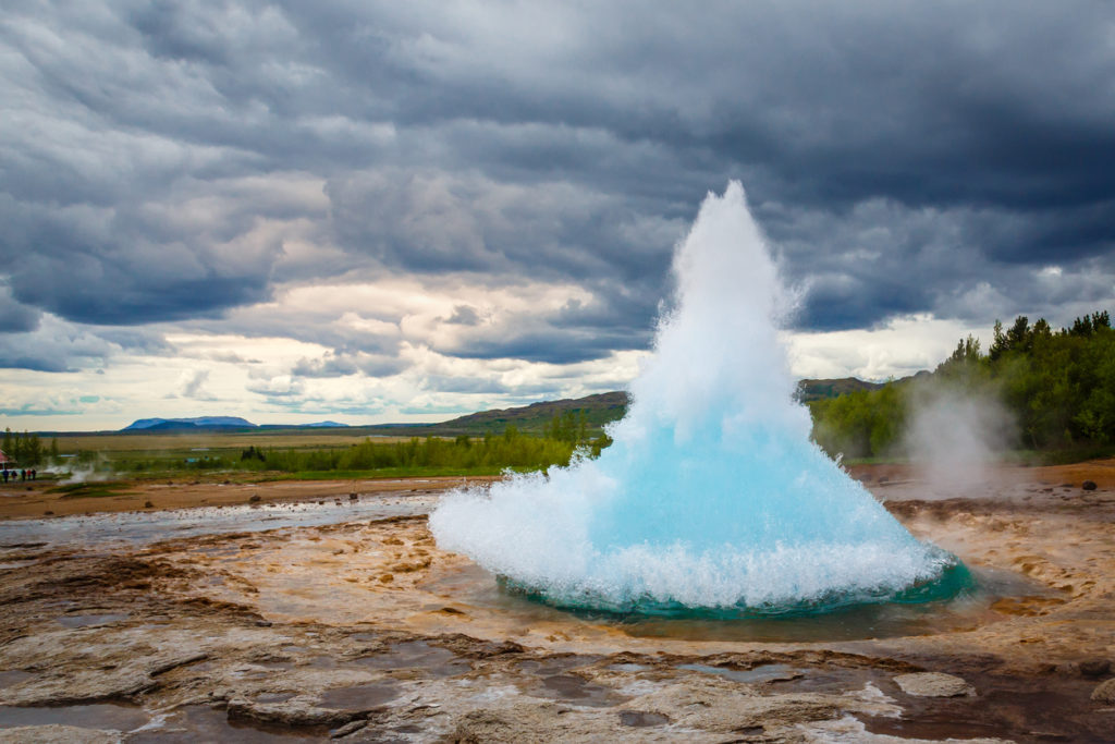 iceland volcano tourist attraction