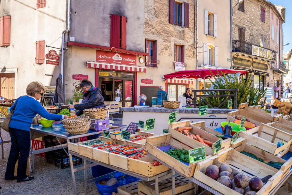 Fresh products market in Provence