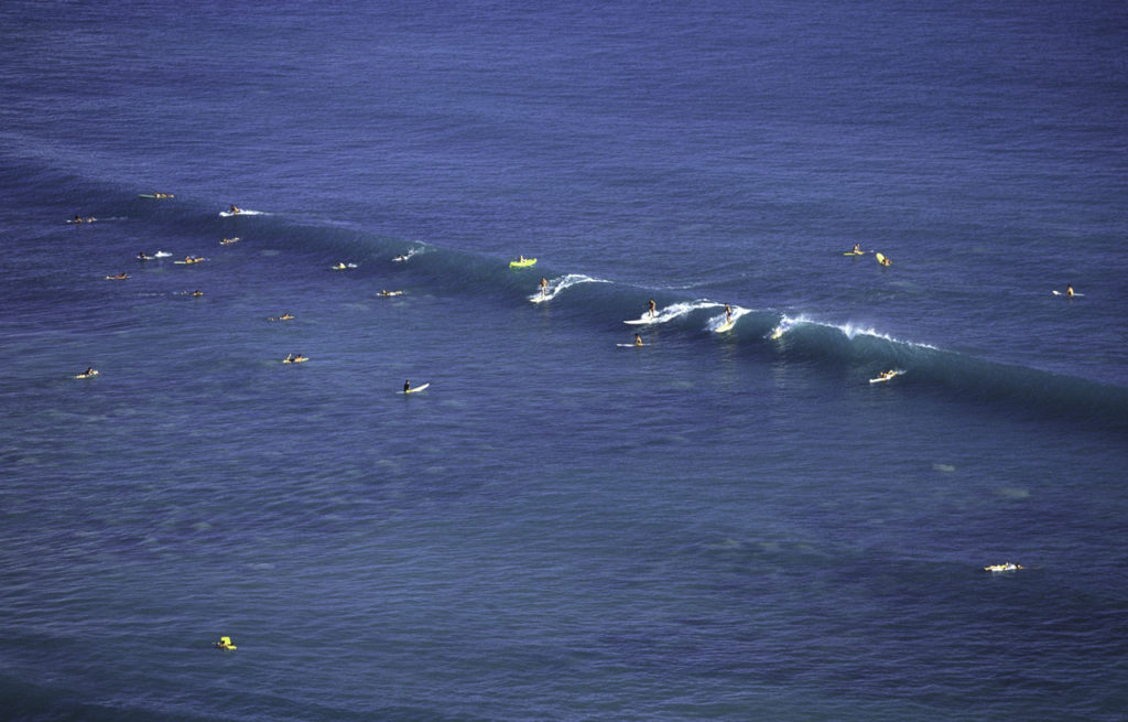 Waikiki Surfing