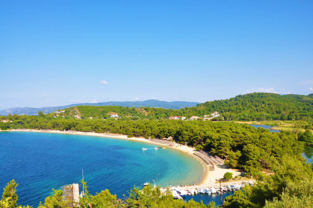 Koukounaries beach