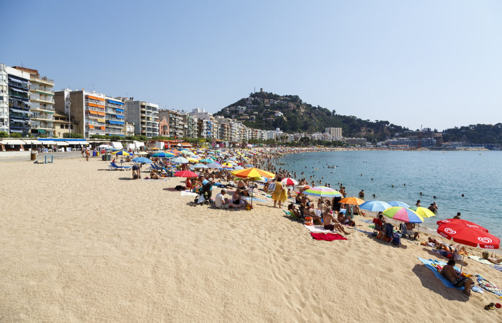 The beach in Blanes is long and perfect to enjoy