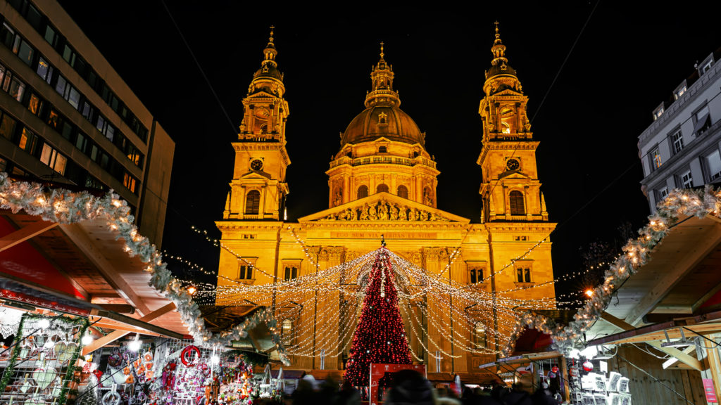 Advent of the Feast, St. Stephen Basilica Christmas market.