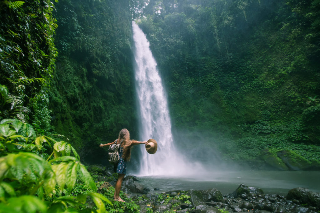 Women at Nung Nung waterfall