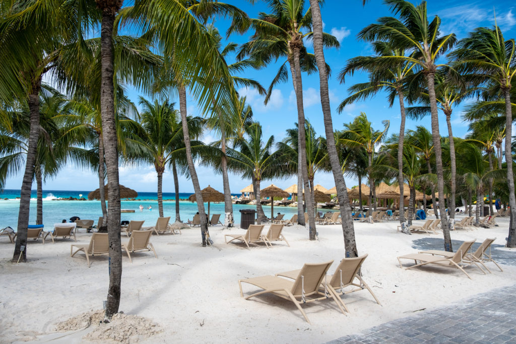 One of the many beaches of Aruba