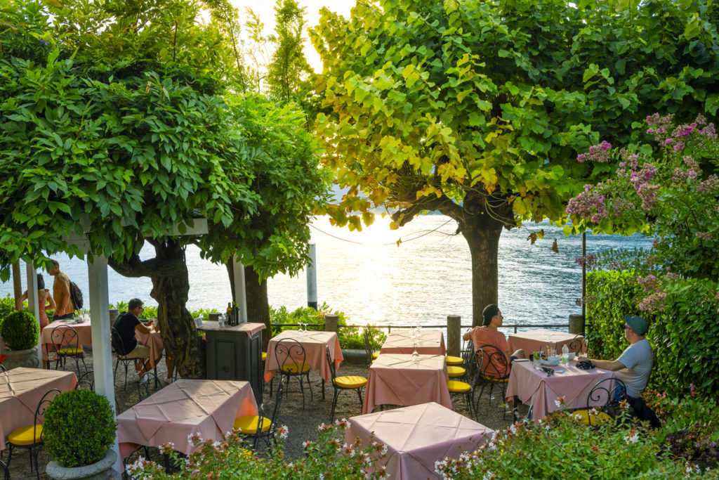 Beautiful dining on the shore of Lake Como