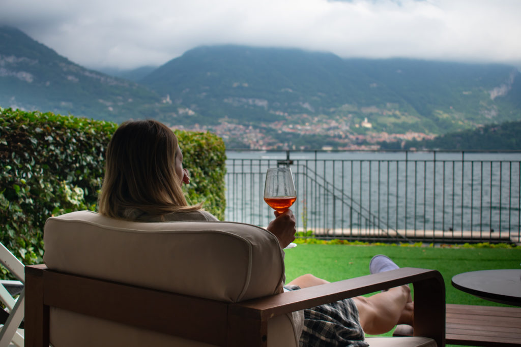 Relaxing in front of Lake Como