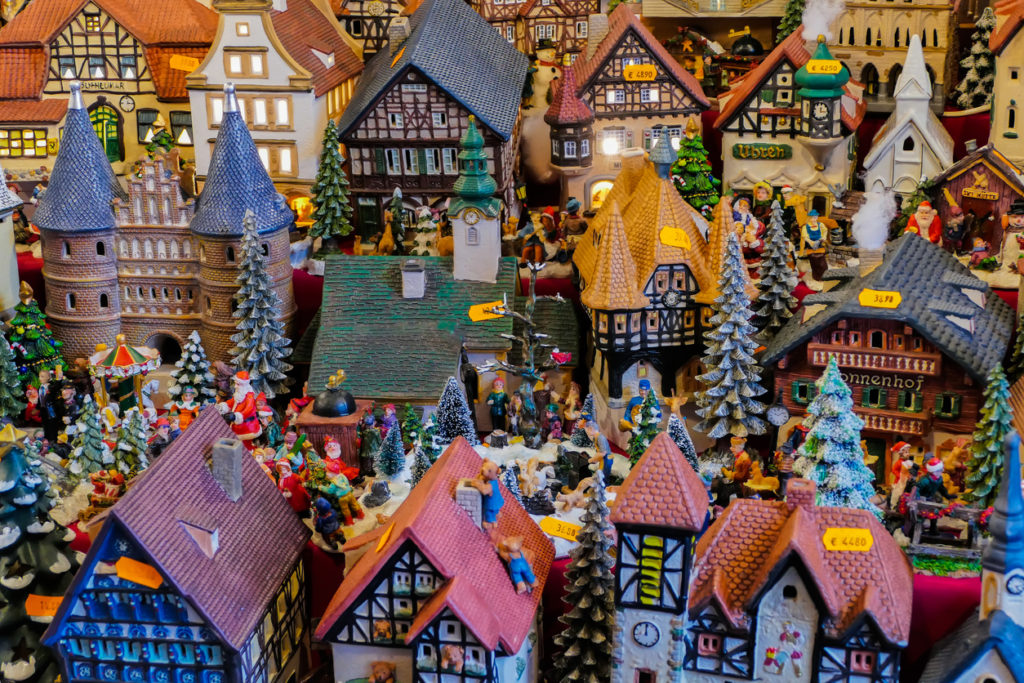 Ceramic christmas houses