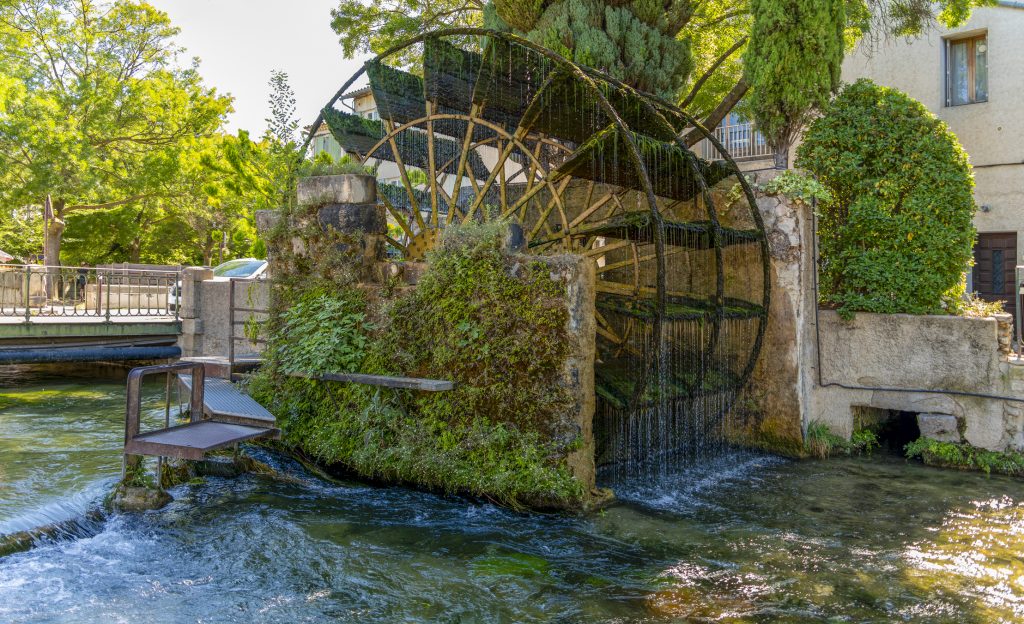 Water wheel at L'Isle-sur-la-Sorgue